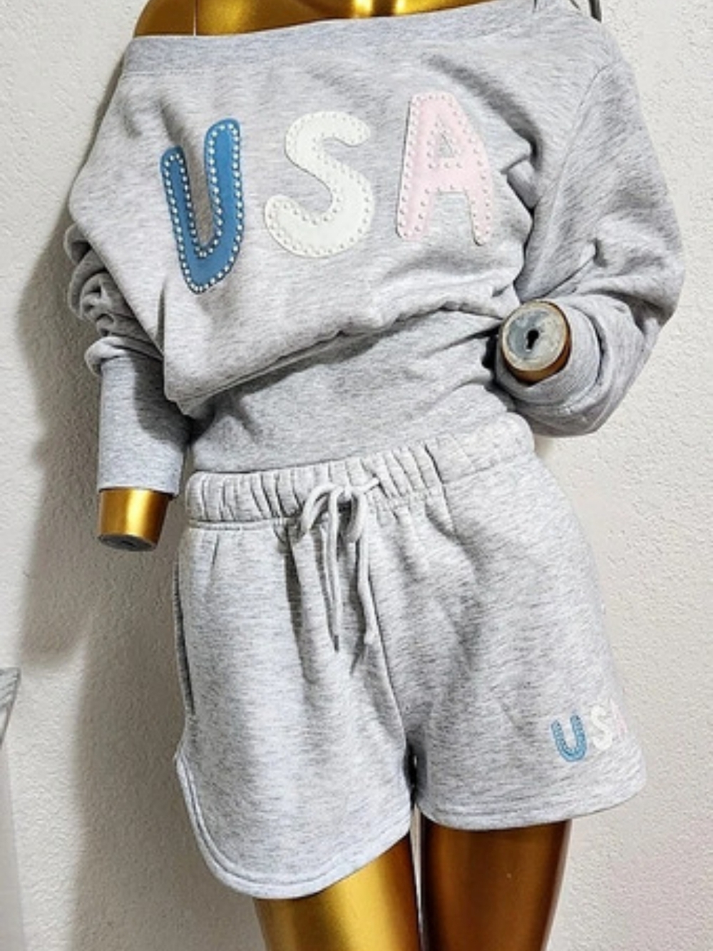 Forever 21 USA Graphic Fleece Sweatshirt and Shorts Set Gray Small